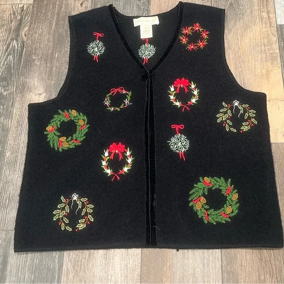 VTG Susan Bristol Christmas Vest M Black Boiled Wool Embroidered Y2K 2000 Wreath - Picture 4 of 9